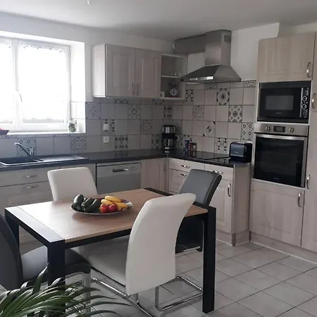 Au Dom-icile Vakantiehuis Monceaux-en-Bessin